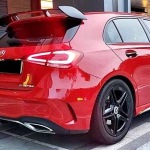 Alerón Mercedes Clase A W177 Look AMG Negro brillante