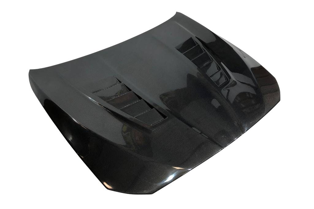 capo-carbono-bmw-f10-f11-2010-2016-look-gtr2-con-toma-mod-ii-1.jpg Capó Carbono BMW F10 / F11 2010-2016 Look GTR2 Con Toma Mod. II