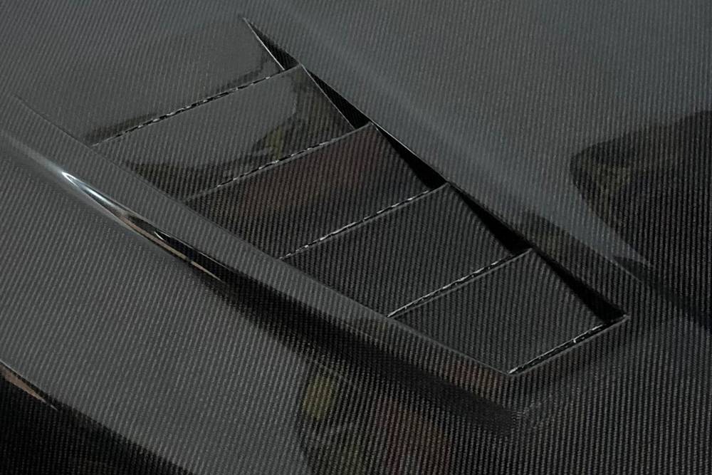 capo-carbono-bmw-f10-f11-2010-2016-look-gtr2-con-toma-mod-ii-2.jpg Capó Carbono BMW F10 / F11 2010-2016 Look GTR2 Con Toma Mod. II