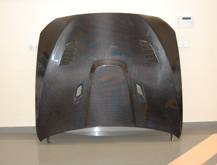capo-carbono-bmw-f10-f11-2010-2016-look-m3-gtr-con-toma-3.jpg Capó Carbono BMW F10 / F11 2010-2016 Look M3 GTR Con Toma