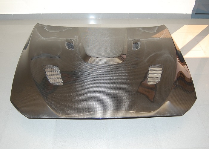 capo-carbono-bmw-f10-f11-2010-2016-look-m3-gtr-con-toma-5.jpg Capó Carbono BMW F10 / F11 2010-2016 Look M3 GTR Con Toma
