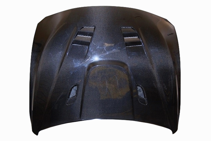 capo-carbono-bmw-f30f31f32f33f36-look-m4-con-toma.jpg Capó Carbono BMW F30 / F31 / F32 / F33 / F36 Look M4 Con Toma