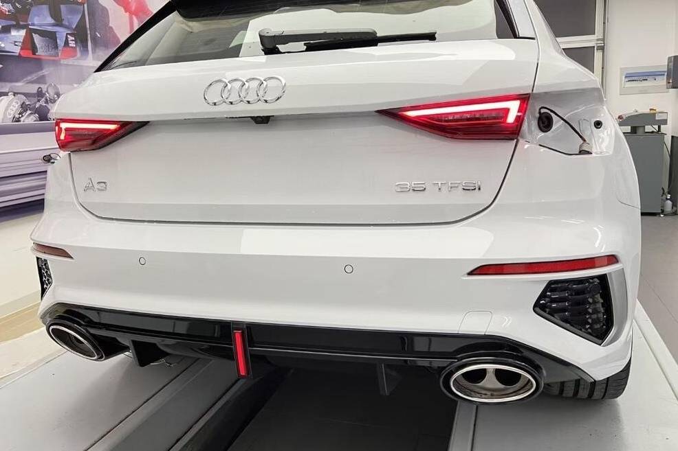 difusor-trasero-audi-a3-sportback-2021-sline-look-rs3-abs-4.jpg Difusor Trasero Audi A3 8Y Sportback 2019-2024 SLine Look RS3 ABS