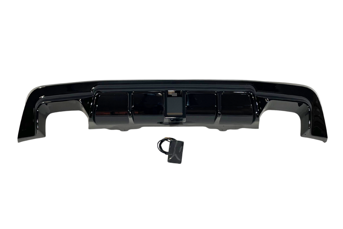 difusor-trasero-bmw-e60-look-m-performance-brillante-negro-luz-de-freno-led.png Difusor Trasero BMW E60 look M Performance Brillante Negro Luz de freno led