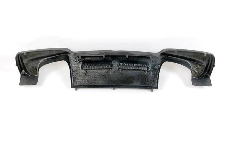 difusor-trasero-bmw-e82-e87-e88-m1-carbono-3.jpg Difusor Trasero BMW E82 / E87 / E88 M1 Carbono