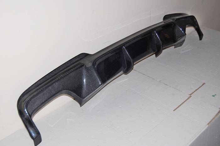 difusor-trasero-bmw-f10-f11-535-m-performance-carbono-1.jpg Difusor Trasero BMW F10 / F11 535 10-16 Look M Performance Carbono