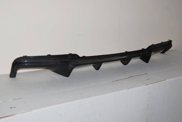 difusor-trasero-bmw-f10-f11-535-m-performance-carbono-3.jpg Difusor Trasero BMW F10 / F11 535 10-16 Look M Performance Carbono