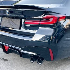 Difusor Trasero BMW G30 / G31 Look M5 CS Negro brillante
