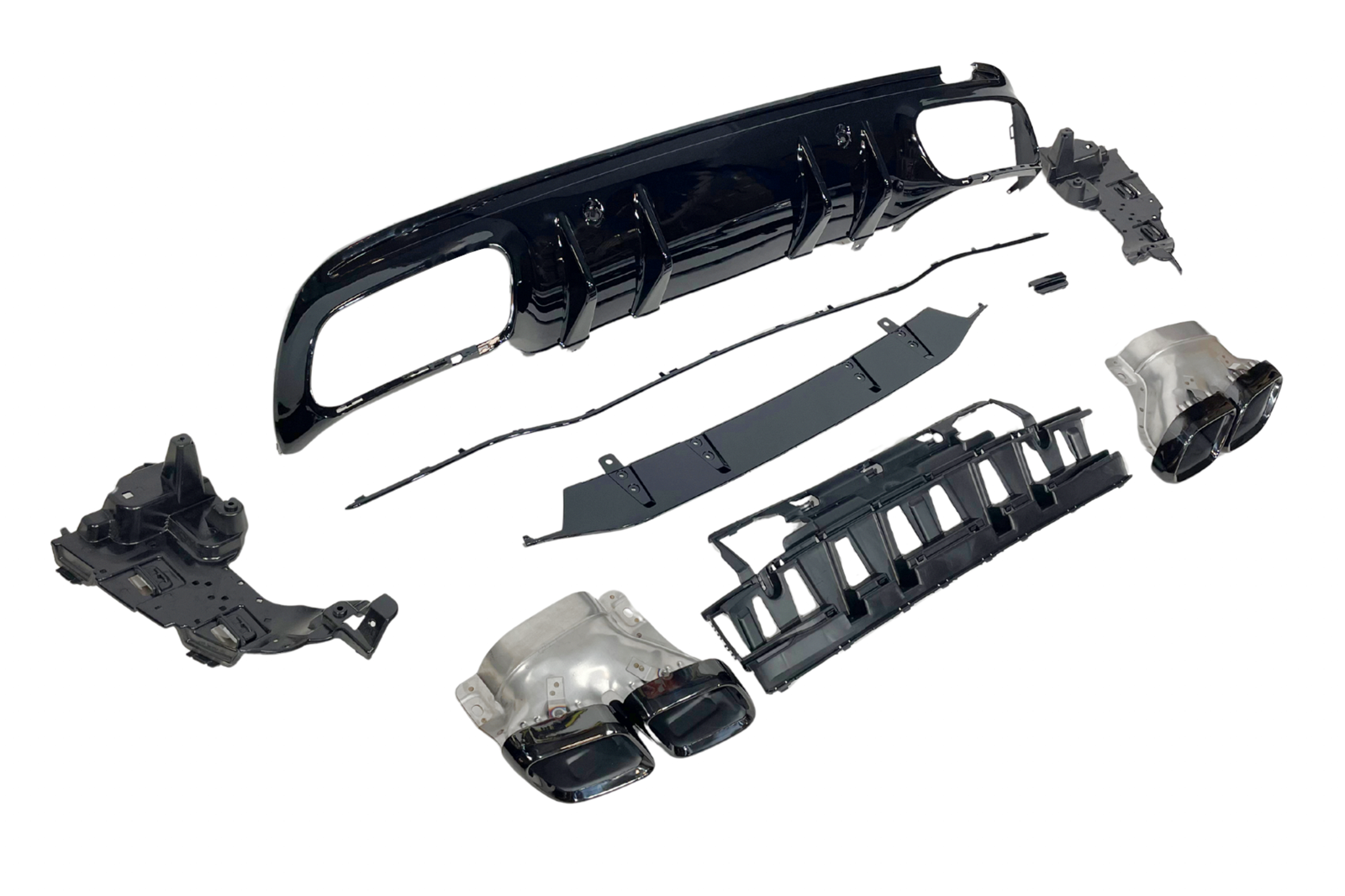 difusor-trasero-mercedes-w205-2019-4p-sw-look-c63-black-2.png Difusor Trasero Mercedes Clase C W205 2019 4P / SW Look C63 Black