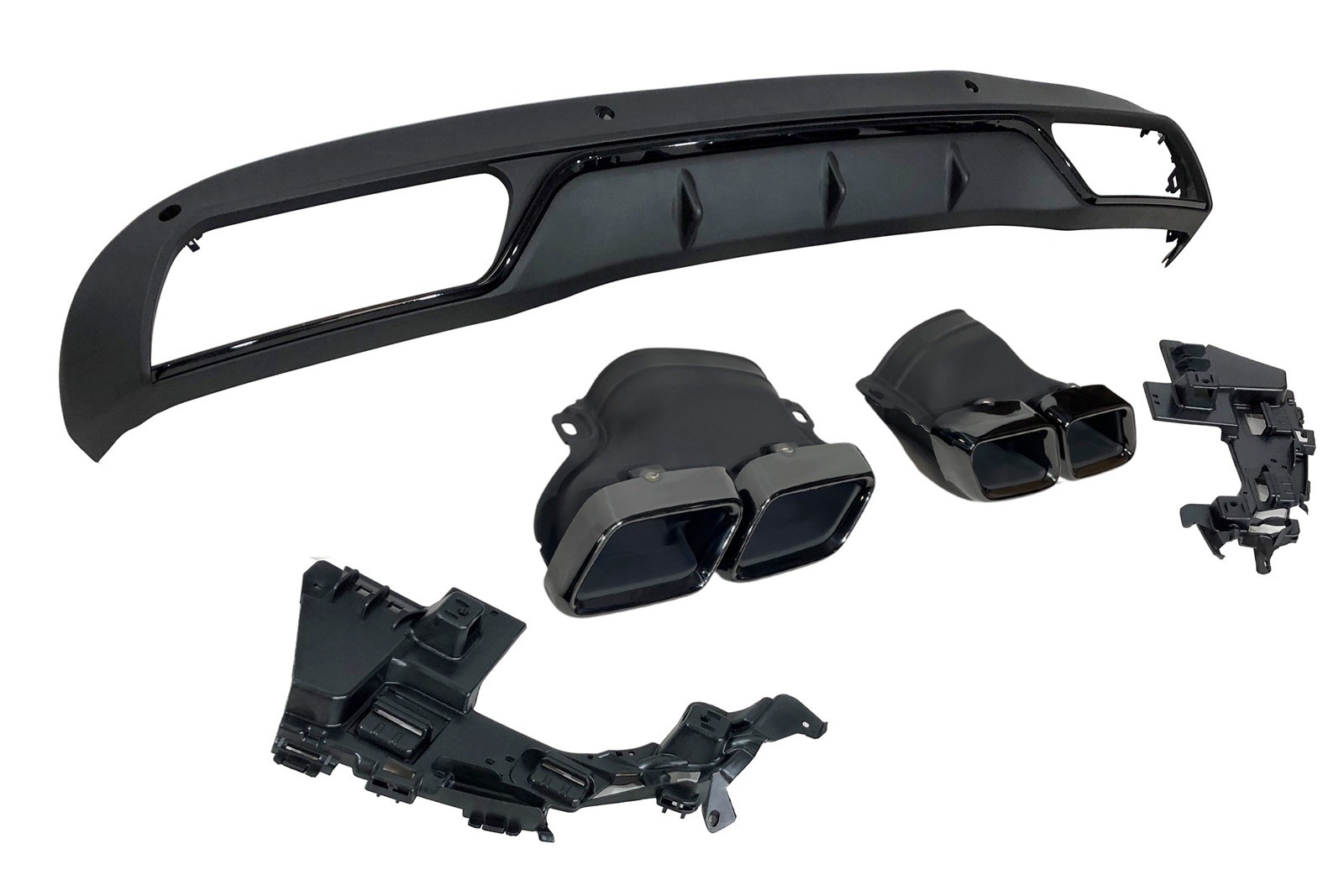 difusor-trasero-mercedes-w205-4p-look-c63-abs-1.jpg Difusor Trasero Mercedes Clase C W205 2014-2018 4P / SW Look C63 ABS
