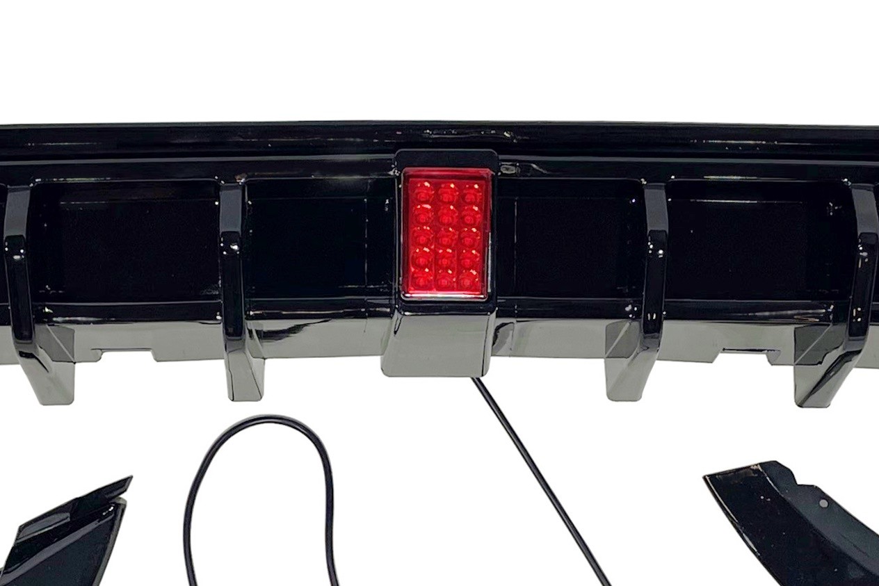 difusor-trasero-volkswagen-golf-7-negro-brillante-2.jpg Difusor Trasero Volkswagen Golf 7 Negro Brillante