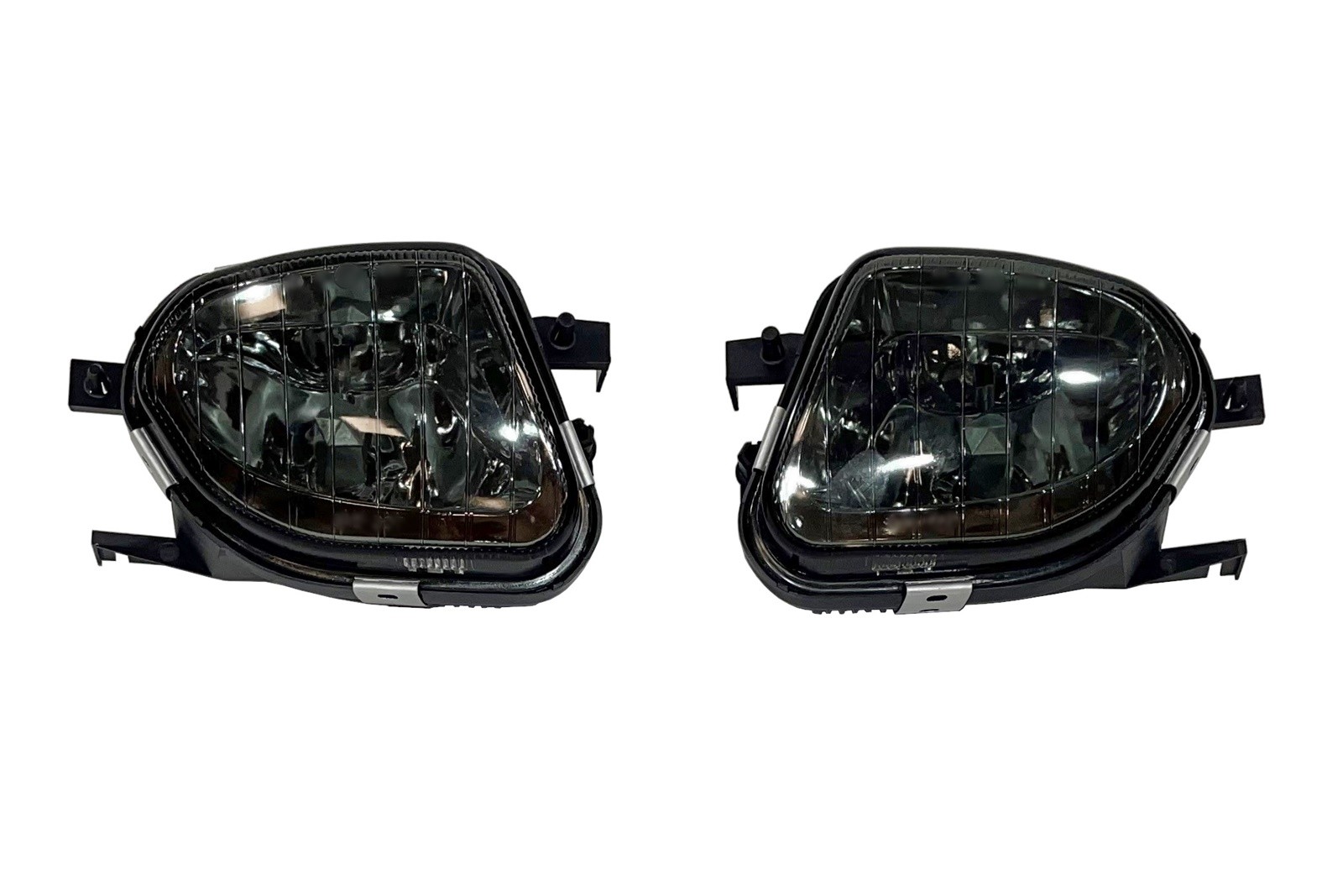 faros-antiniebla-mercedes-w211-03-06-w203-amg.jpg Faros Antiniebla Mercedes W211 02-06 / W203 Look AMG