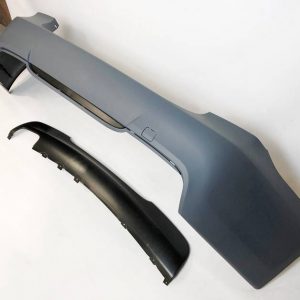 Kit De Carrocería BMW E90 2005-2008 Look M-Tech 1 Salida ABS