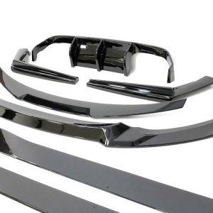 Kit De Carrocería BMW F80 Brillante Negro Look CS