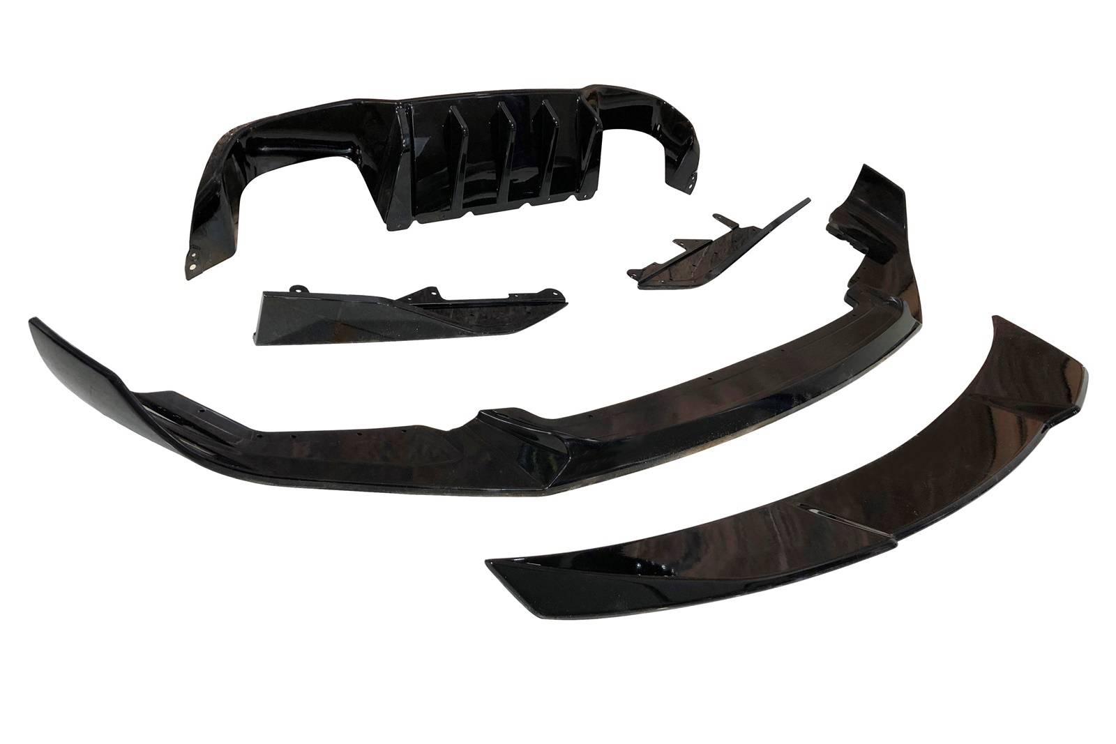 kit-de-carroceria-bmw-f87-look-m2-cs-performance-brillante-negro-2.jpg Kit De Carrocería M2 BMW F87 Look M2 CS Performance Brillante Negro