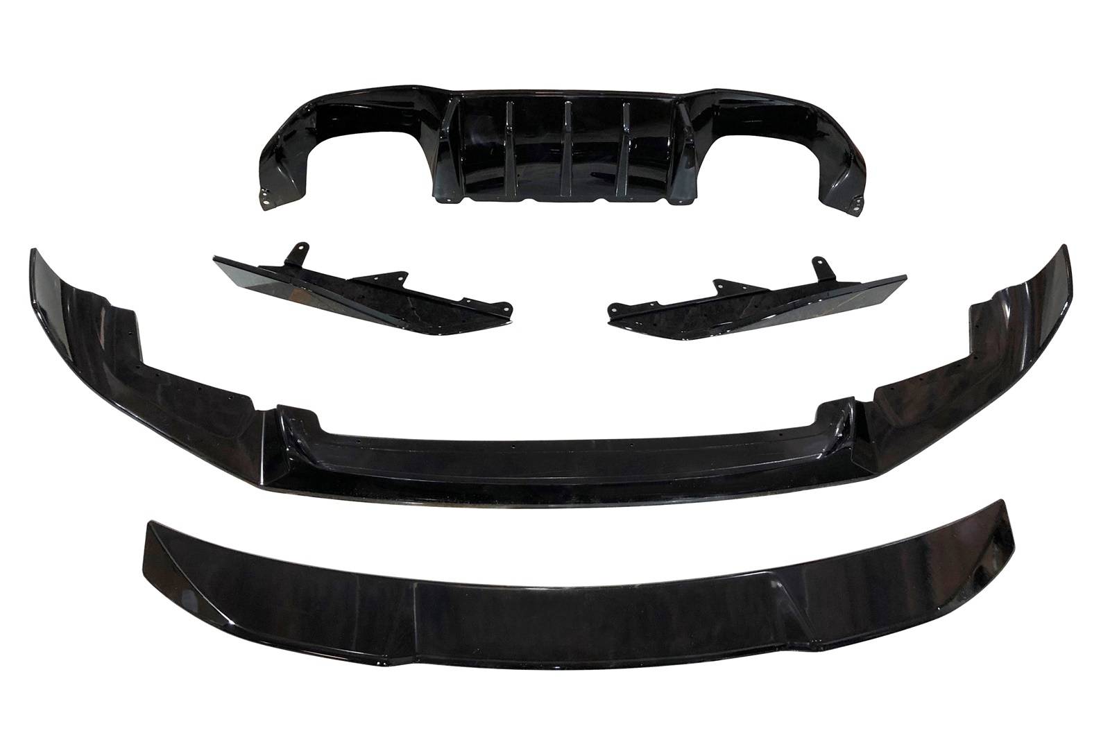 kit-de-carroceria-bmw-f87-look-m2-cs-performance-brillante-negro.jpg Kit De Carrocería M2 BMW F87 Look M2 CS Performance Brillante Negro