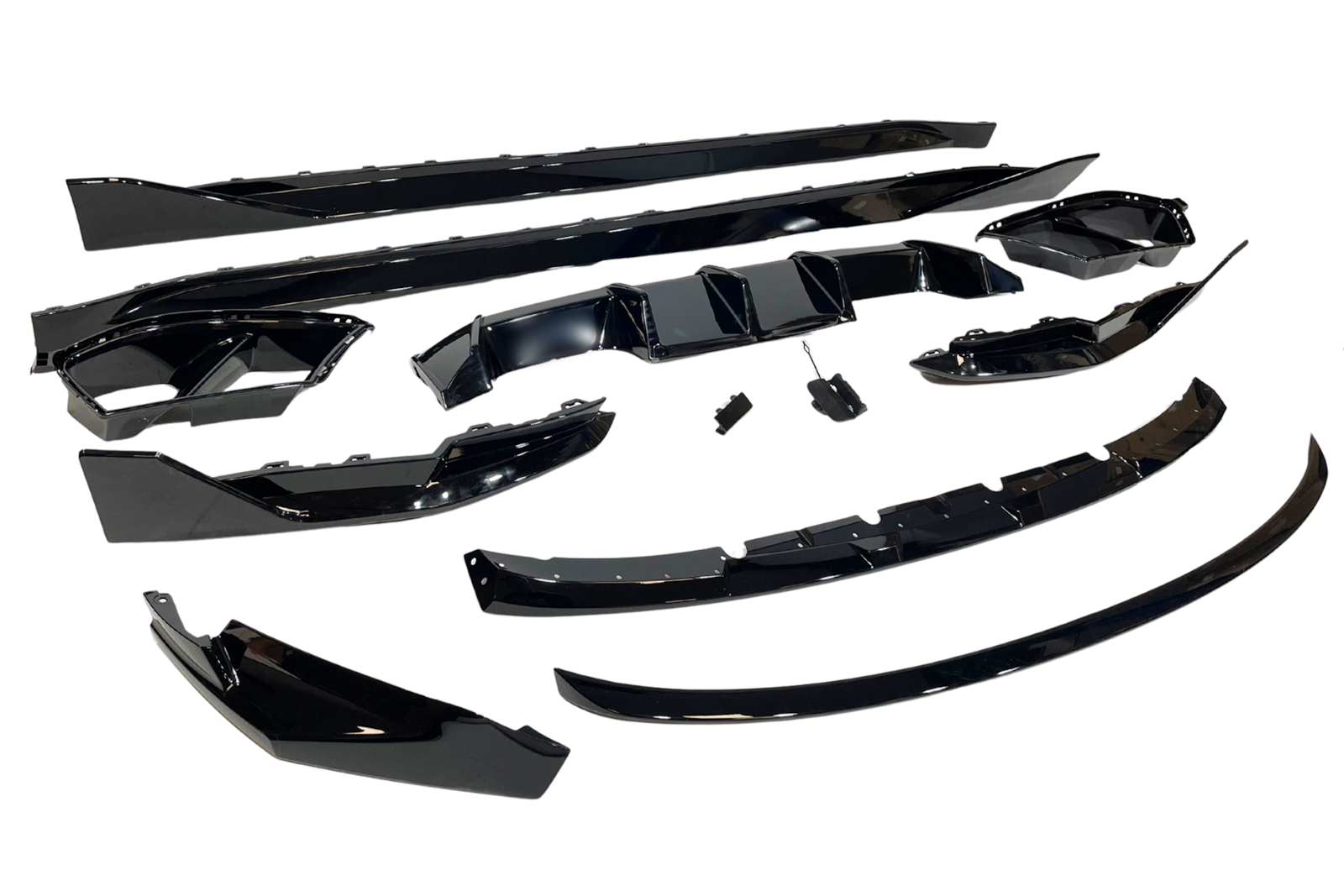 kit-de-carroceria-bmw-g80-m3-look-m-performance-negro-brillante-1.png Kit De Carrocería BMW M3 G80 Look M Performance Negro Brillante