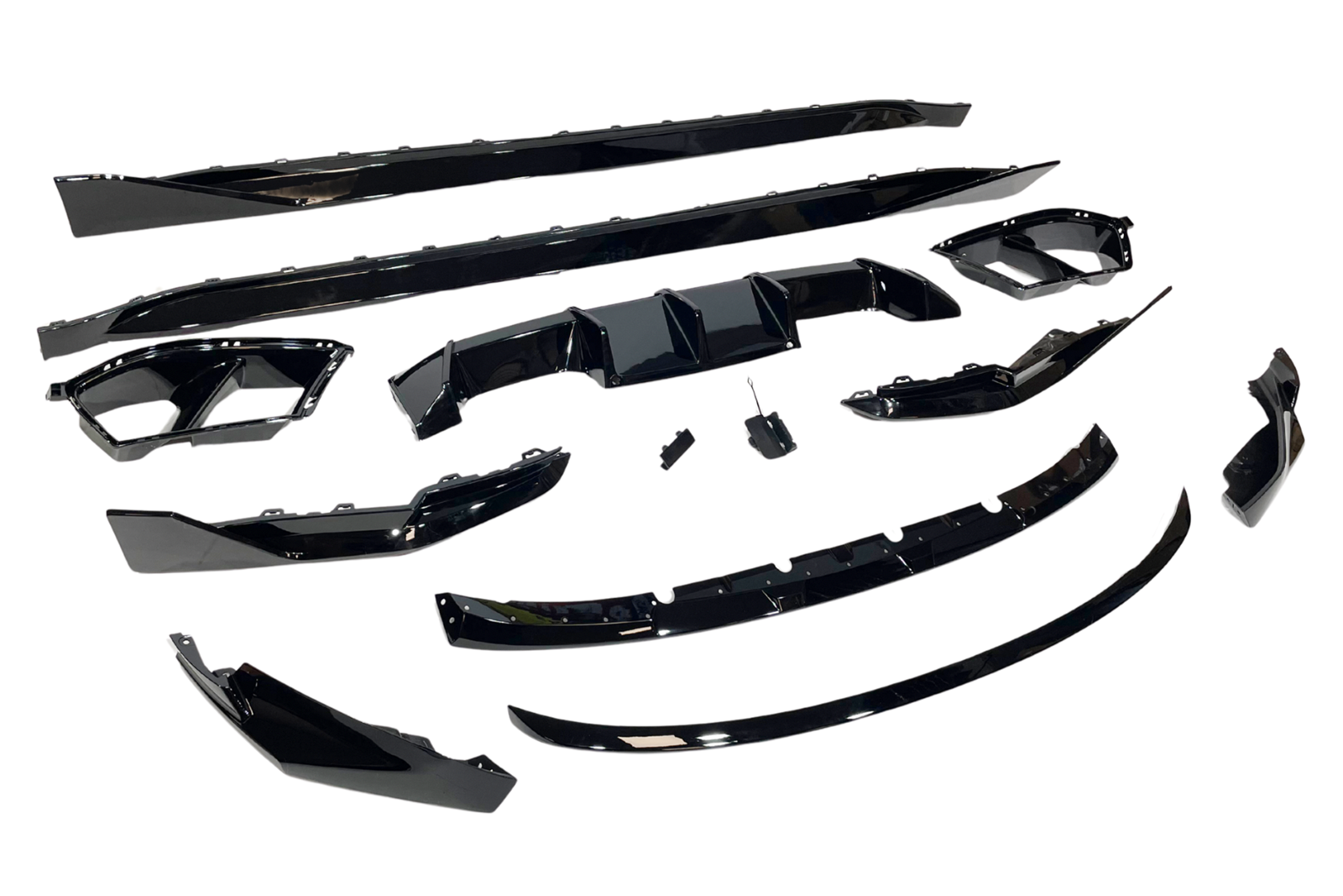 kit-de-carroceria-bmw-g80-m3-look-m-performance-negro-brillante-2.png Kit De Carrocería BMW M3 G80 Look M Performance Negro Brillante