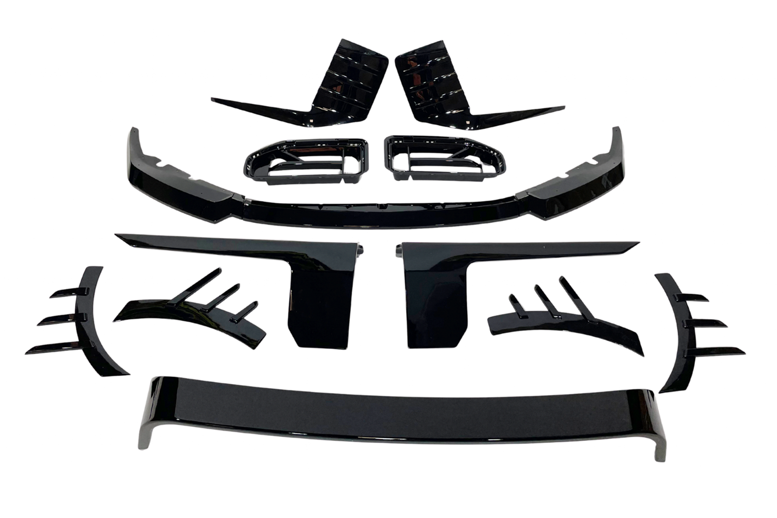 kit-de-carroceria-bmw-g87-m2-look-m-performance-negro-brillante.png Kit De Carrocería BMW M2 G87 M2 Look M Performance Negro Brillante