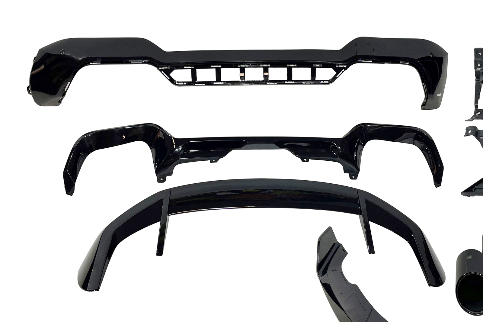 kit-de-carroceria-bmw-x3-g01-lci-look-m-performance-brillante-negro-2.png Kit De Carrocería BMW X3 G01 LCI Look M Performance Brillante Negro