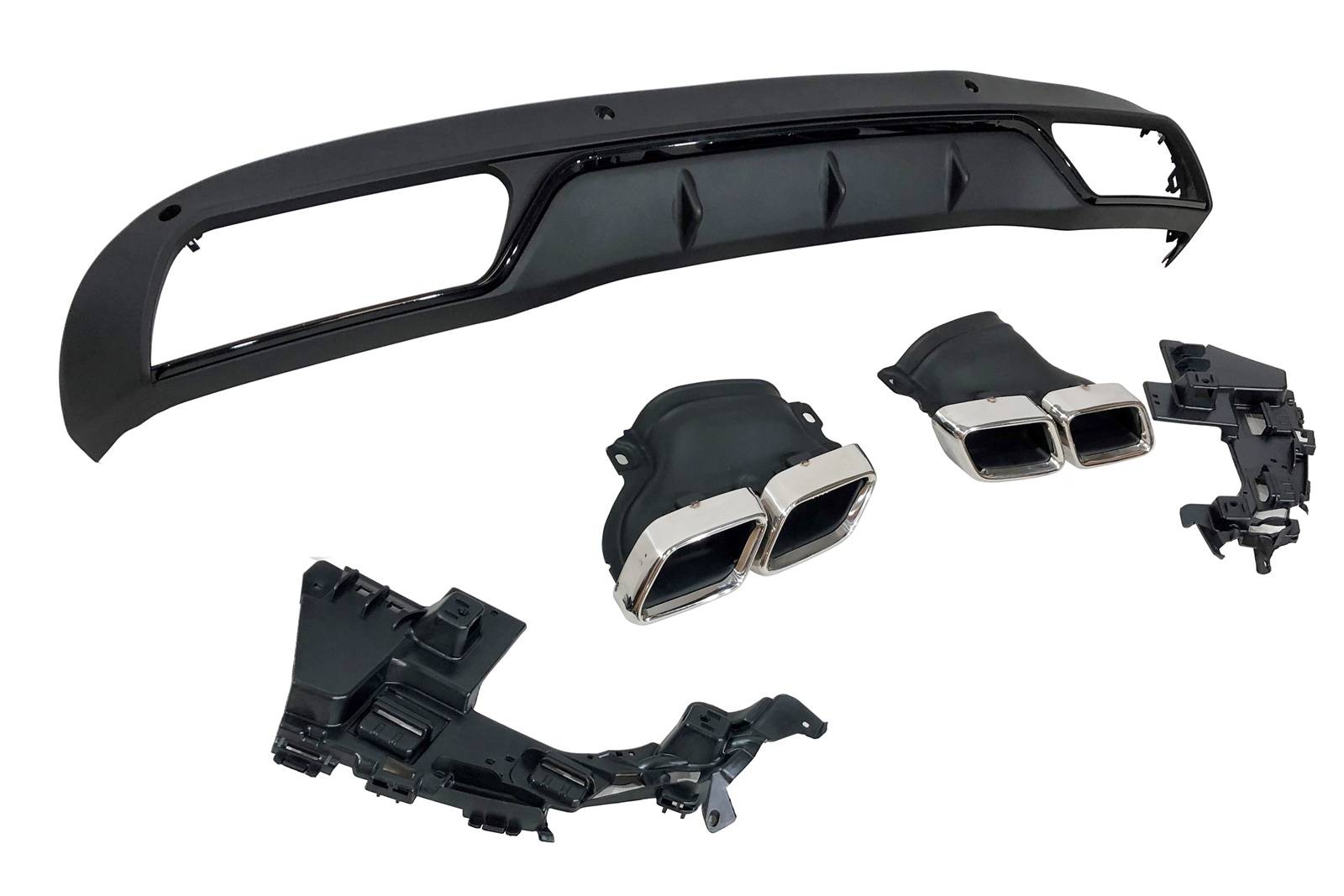kit-de-carroceria-mercedes-w205-2014-2018-coupe-amg-look-c63-4.jpg Kit De Carrocería Mercedes Clase C W205 2014-2018 4P / SW Look C63