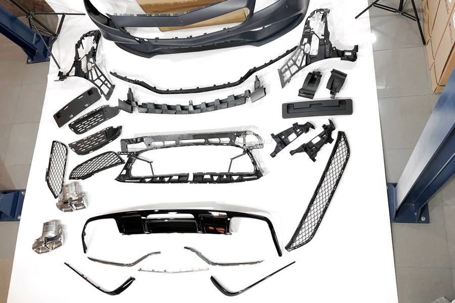 kit-de-carroceria-mercedes-w218-2015-2018-look-cls63-3.jpg Kit De Carrocería Mercedes CLS W218 2015-2018 look CLS63