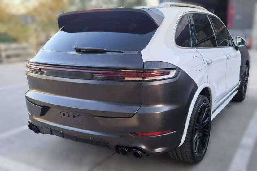 kit-de-carroceria-porsche-cayenne-2011-2016-look-2024-1.jpg Kit De Carrocería Porsche Cayenne 2011-2016 Look 2024