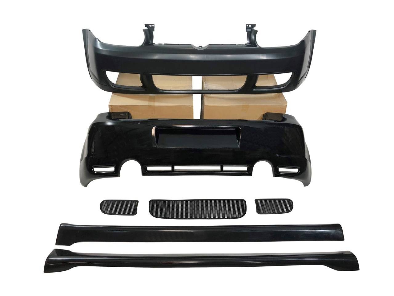 kit-de-carroceria-volkswagen-golf-4-mk4-35-puertas-look-r32-3.jpg Kit De Carrocería Volkswagen Golf 4 Mk4 3/5 puertas Look R32
