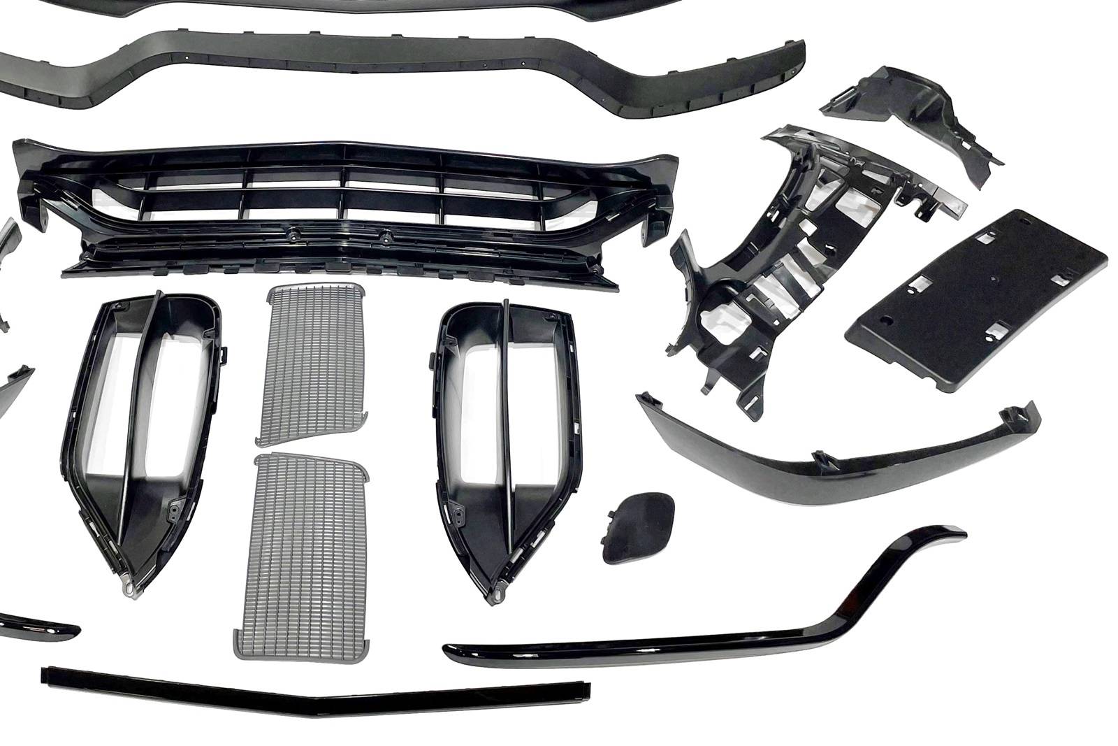 paragolpes-delantero-mercedes-w205-2014-2018-coupe-4p-sw-look-amg-c63-6.jpg Paragolpes Delantero Mercedes clase C W205 2014-2018 Coupe / 4P / SW look AMG C63