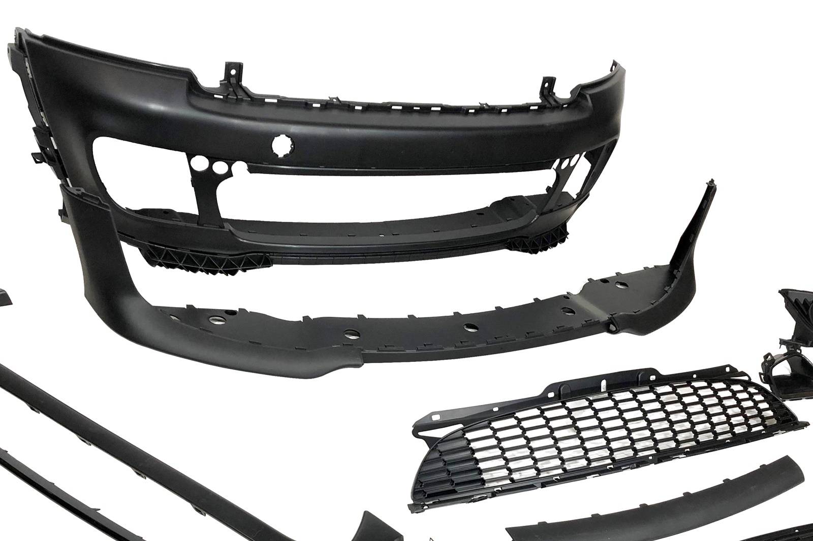 paragolpes-delantero-mini-cooper-s-one-r56-2006-2010-y-2011-r57-r58-look-jcw-8.jpg Paragolpes Delantero Mini Cooper S / One R56 2006-2010 y 2011+ / R57 / R58 Look JCW