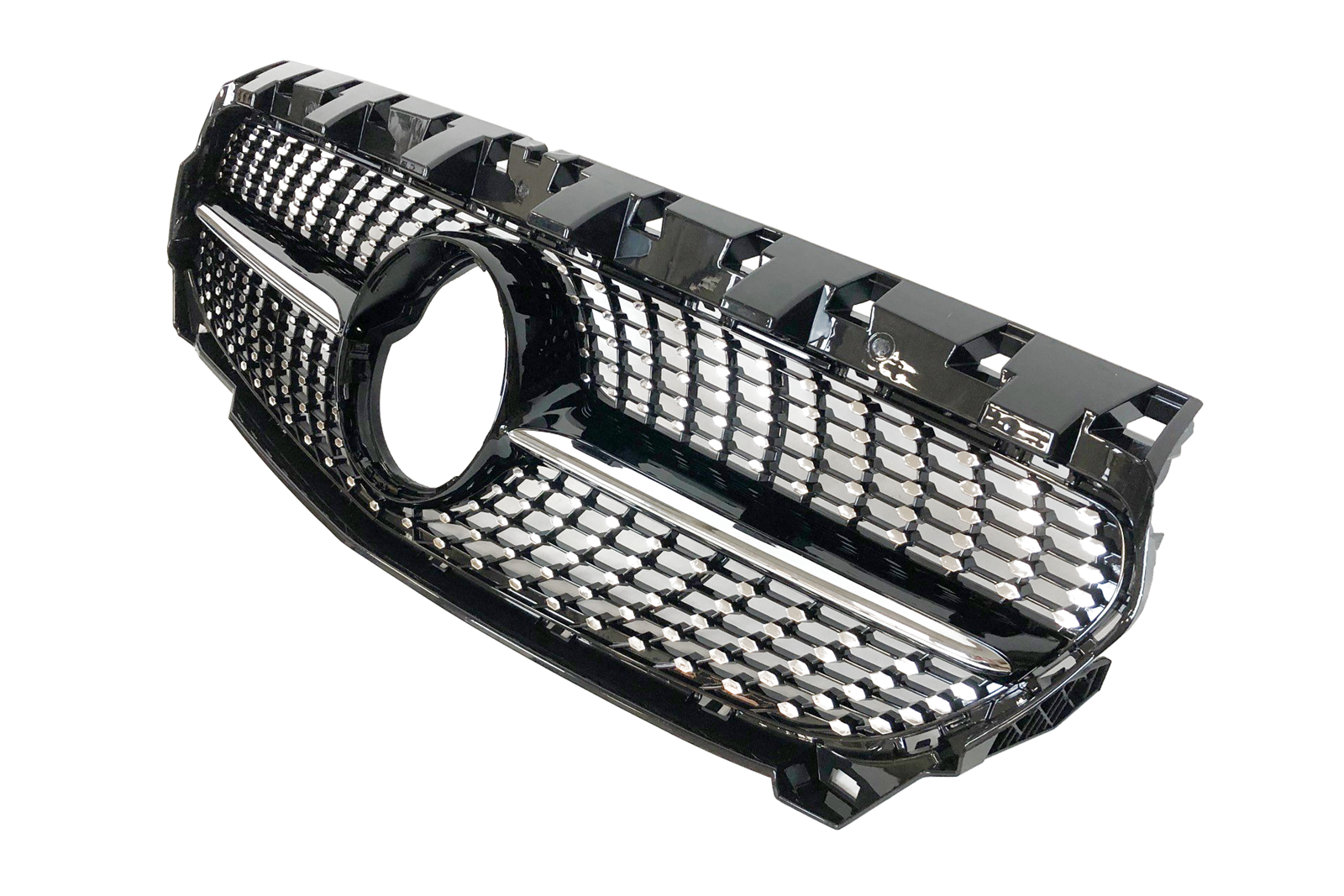 parrilla-mercedes-w117-cla-13-16-look-diamond-1.png Parrilla Mercedes CLA W117 13-16 Look DIAMOND II
