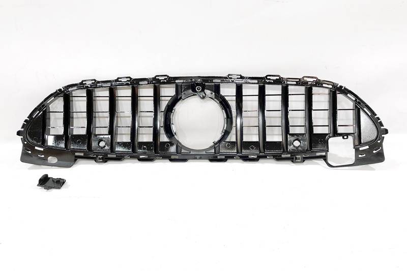 parrilla-mercedes-w206-2022-look-gt-full-black-1.jpg Parrilla Mercedes Clase C W206 2022+ Look GT Full Black