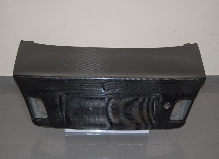 porton-carbono-bmw-e46-4p-csl-1.jpg Portón Carbono BMW E46 98-05 4P CSL