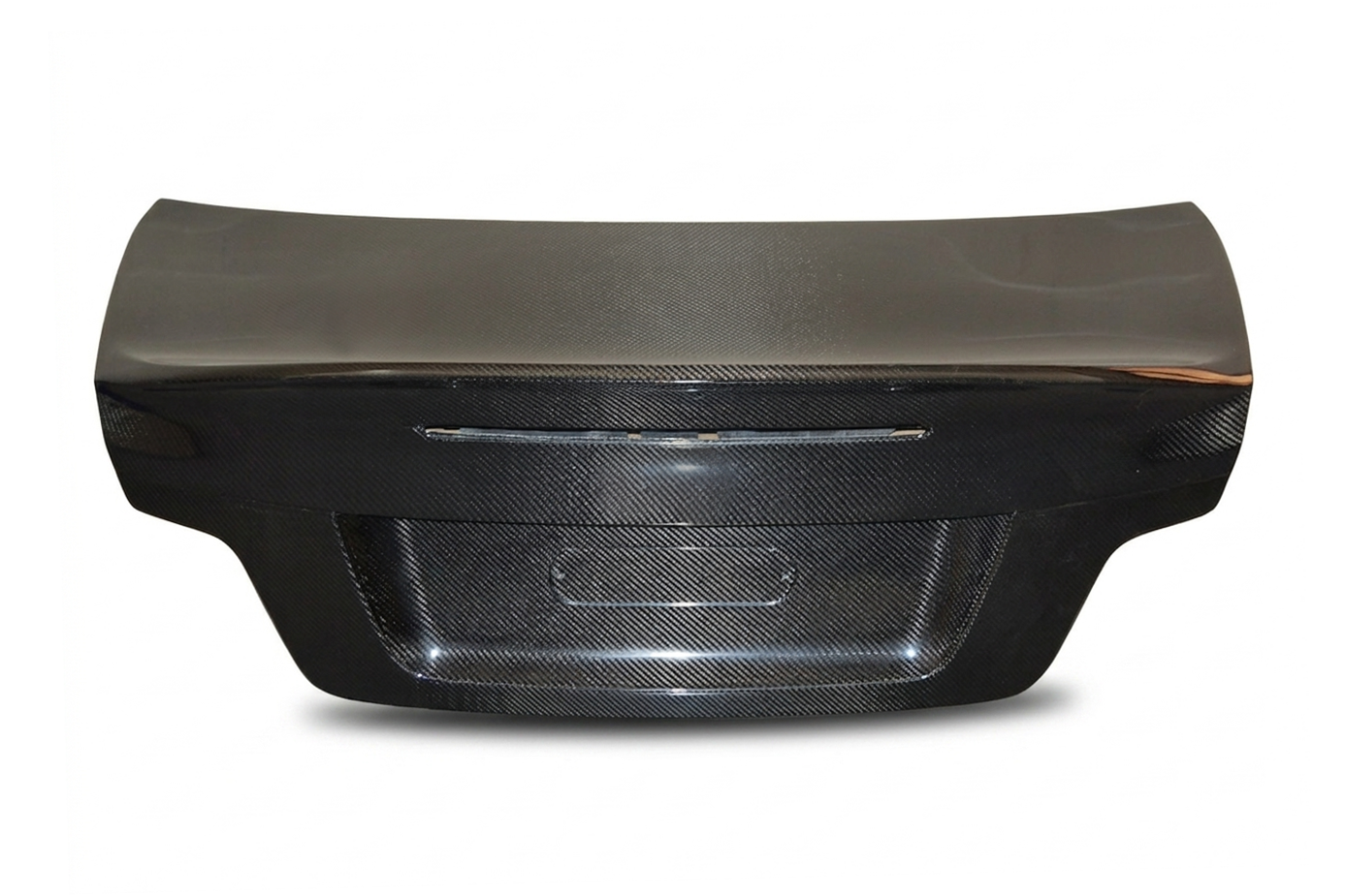 porton-carbono-bmw-e82-csl.png Portón Carbono BMW E82 CSL