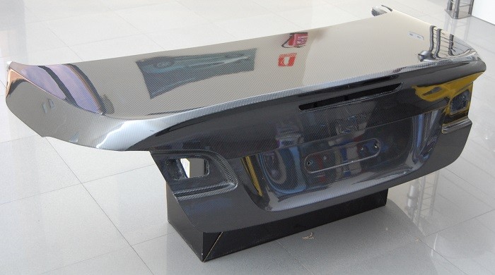 porton-carbono-bmw-e93-csl-3.jpg Portón Carbono BMW E93 CSL