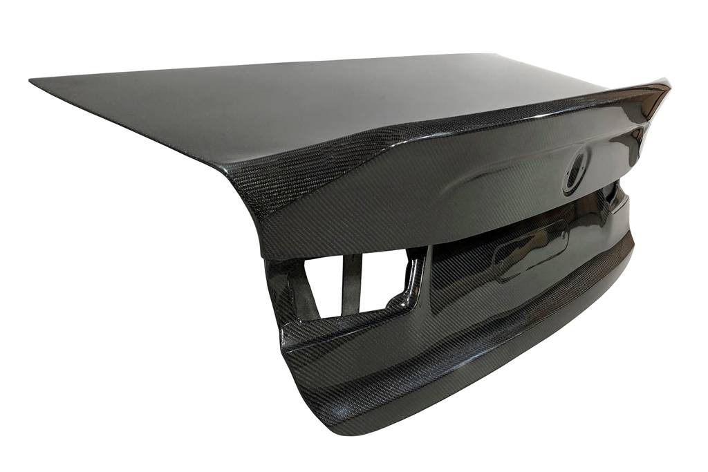 porton-carbono-bmw-g20-g28-g80-look-csl-1.jpg Portón Carbono BMW G20 / G28 / G80 Look CSL