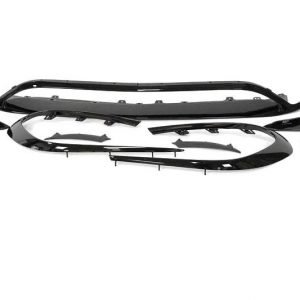 Spoiler Delantero Mercedes W117 Facelift 2017+ Look AMG A45 Negro Brillante